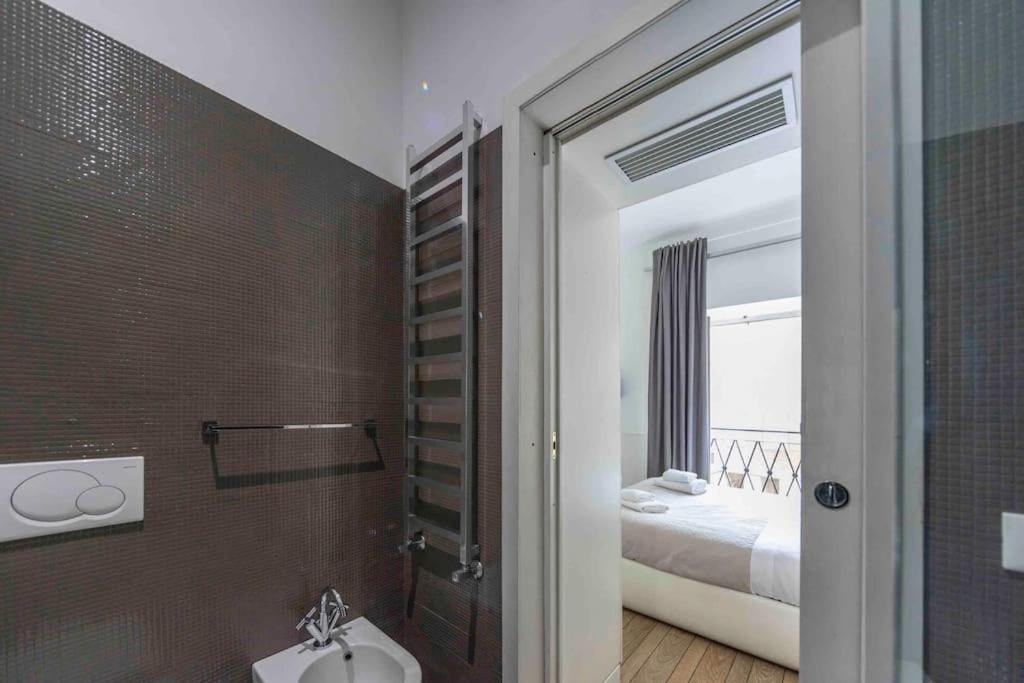 Piazza Di Spagna - Suite Frezza Rome Luaran gambar